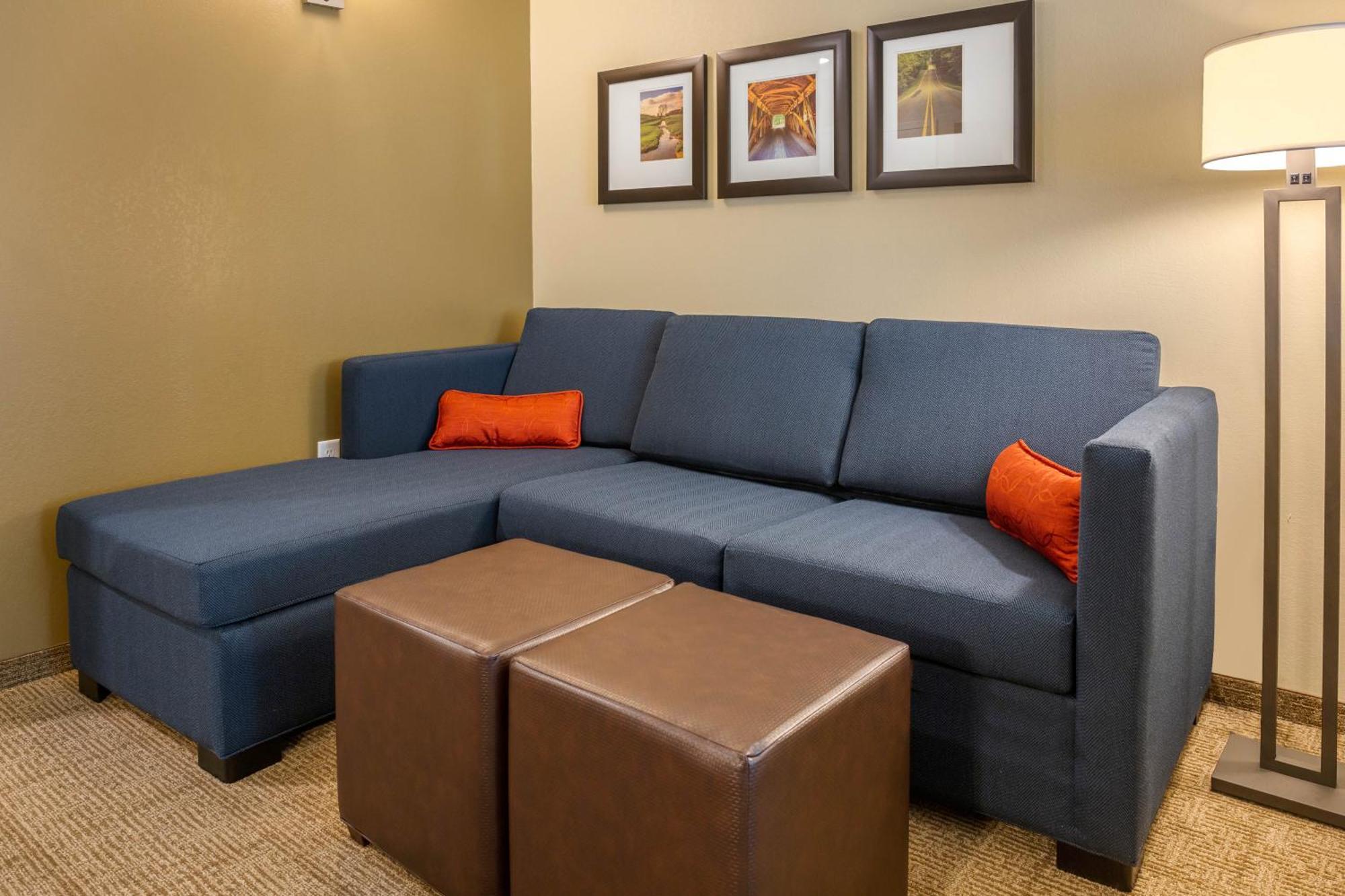 Comfort Inn & Suites Gap Amish Country エクステリア 写真