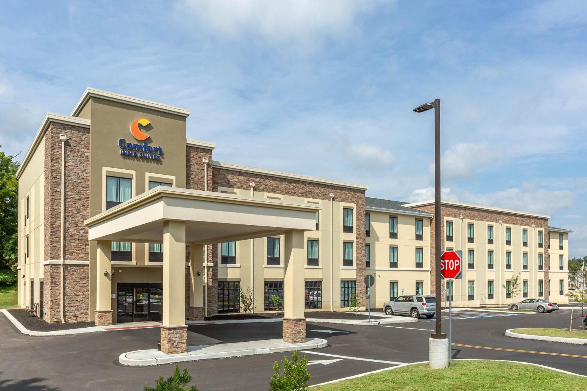 Comfort Inn & Suites Gap Amish Country エクステリア 写真
