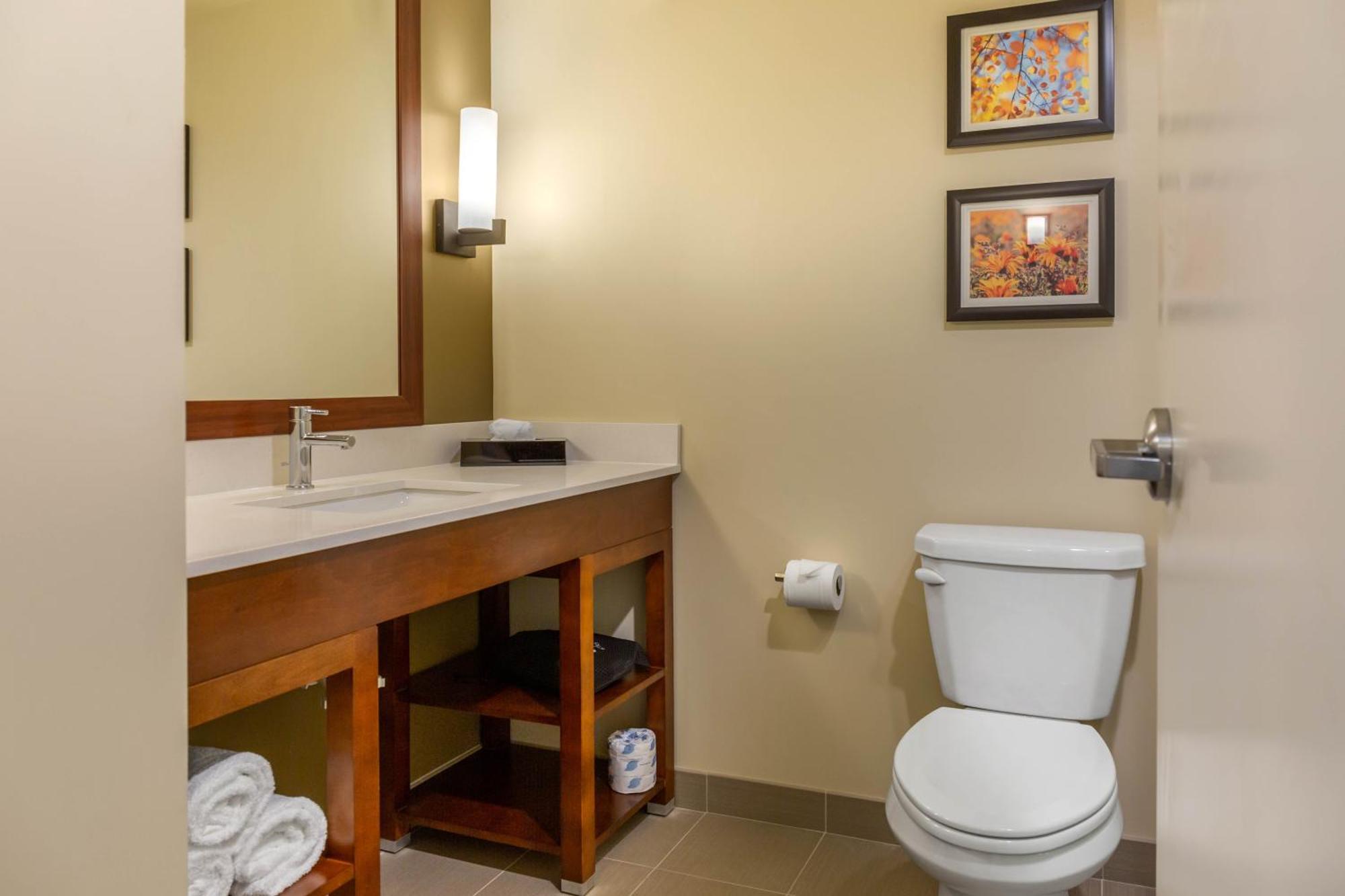 Comfort Inn & Suites Gap Amish Country エクステリア 写真