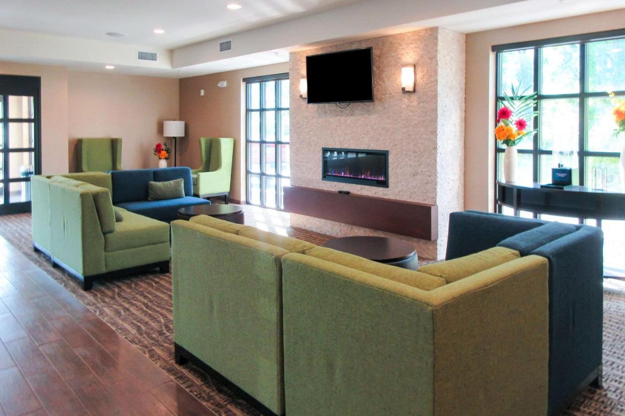 Comfort Inn & Suites Gap Amish Country エクステリア 写真
