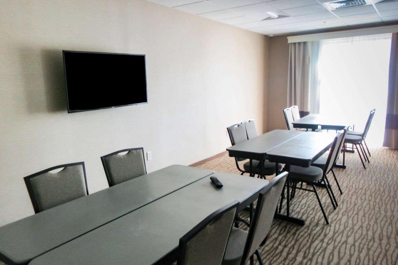 Comfort Inn & Suites Gap Amish Country エクステリア 写真